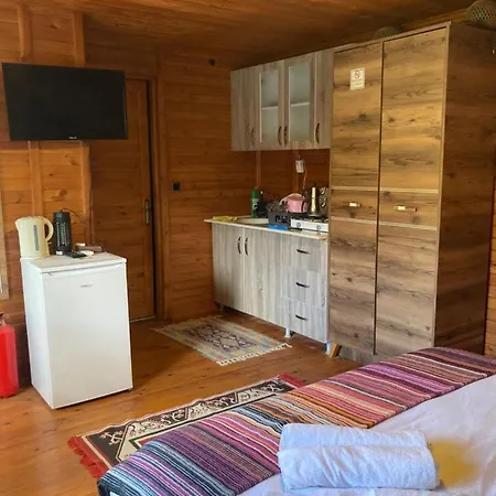 Seker Bungalov Çıralı