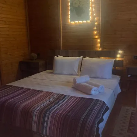 Seker Bungalov Çıralı