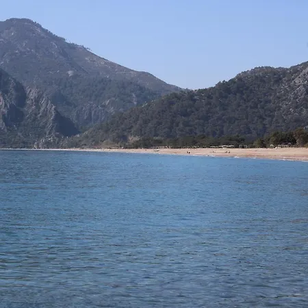 Homestay Seker Bungalov Cirali